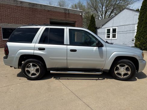 Used 2008 Chevrolet TrailBlazer LS image 4