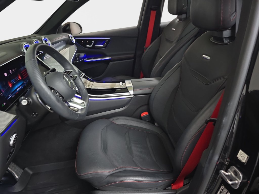 Used 2024 Mercedes-Benz GLC 43 AMG 4MATIC image 17