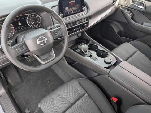 New 2026 Nissan Rogue SV AWD/4WD image 12