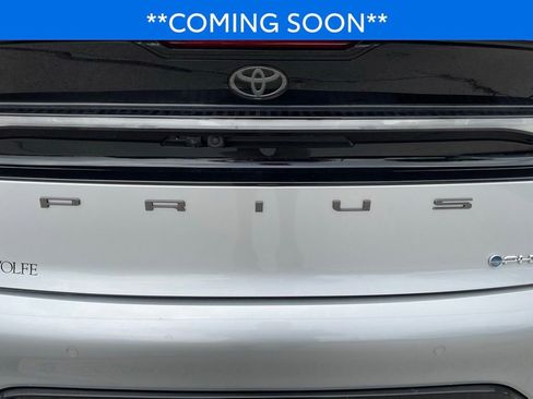 Used 2025 Toyota Prius Plug-In Hybrid w/ Limited Premium Package FWD image 25