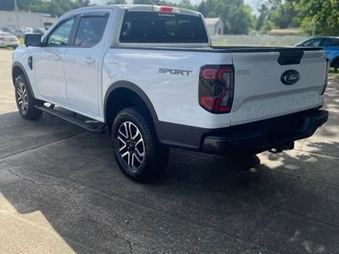 Used 2025 Ford Ranger Lariat w/ Trailer Tow Package RWD image 3