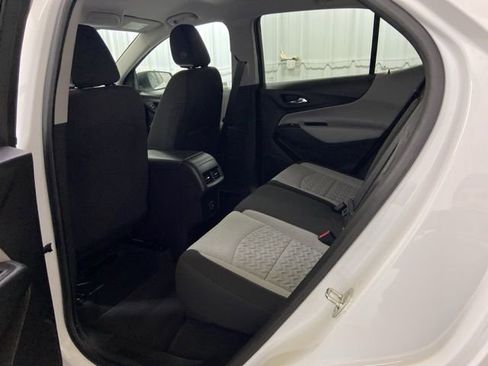 Used 2022 Chevrolet Equinox LS w/ LS Convenience Package image 21