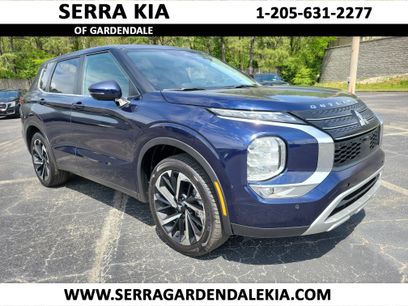 Used 2024 Mitsubishi Outlander SE
