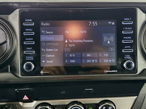 Used 2022 Toyota Tacoma SR image 17