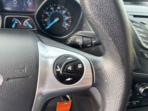 Used 2015 Ford Escape SE FWD image 25