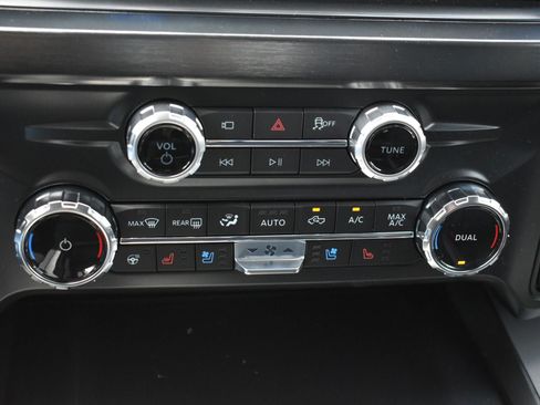 New 2026 Ford F350 Lariat w/ Lariat Ultimate Package AWD/4WD image 37