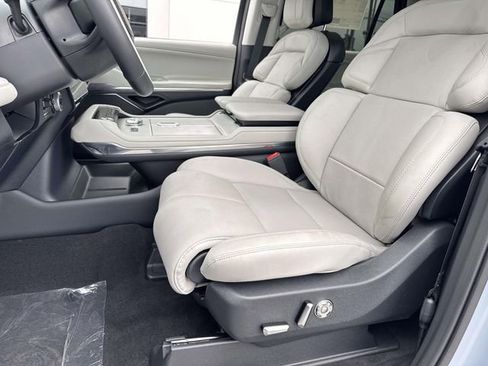 New 2026 Lincoln Navigator Reserve AWD/4WD image 21