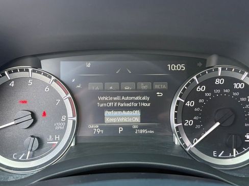 Certified 2024 Toyota Highlander XLE image 27