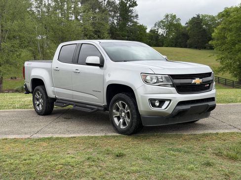 Used 2018 Chevrolet Colorado Z71 AWD/4WD image 4