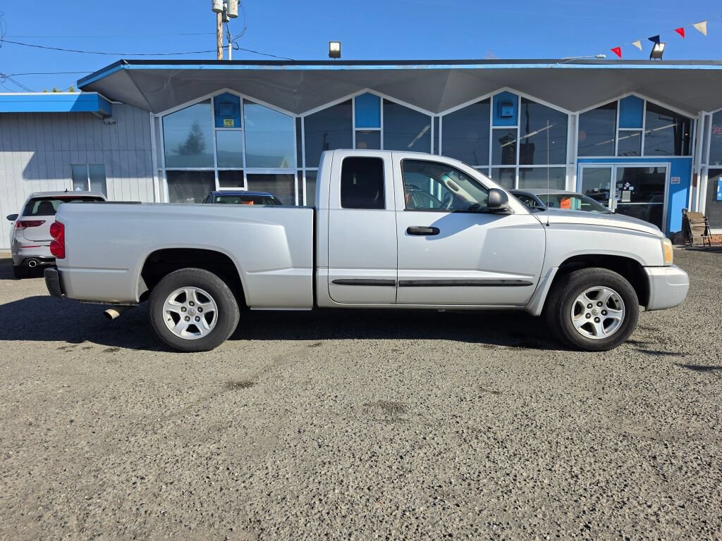 Used 2005 Dodge Dakota SLT RWD image 8