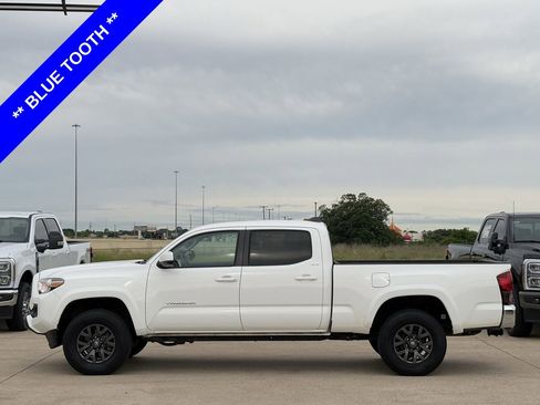 Used 2023 Toyota Tacoma SR5 RWD image 3