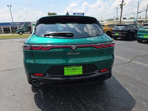 Used 2025 Alfa Romeo Tonale w/ Premium Package AWD/4WD image 5