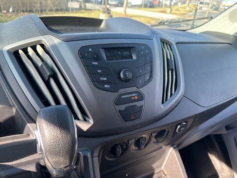Used 2018 Ford Transit 250 148 Medium Roof image 17