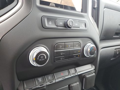 New 2025 GMC Sierra 3500 Pro w/ Convenience Package image 21