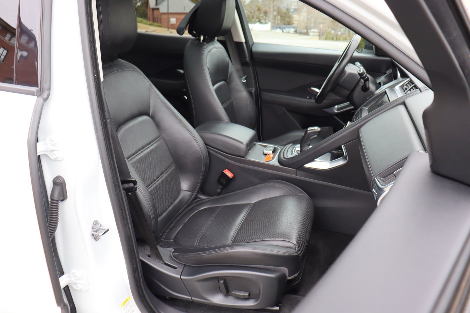 Used 2019 Jaguar E-PACE S AWD/4WD image 20
