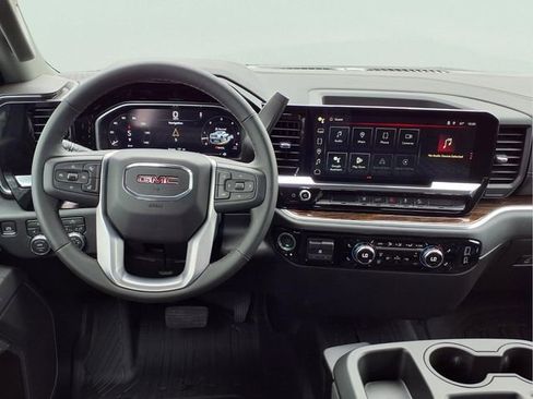 New 2026 GMC Sierra 2500 SLE w/ SLE Value Package; AWD/4WD image 4