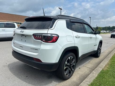 Used 2023 Jeep Compass Limited w/ Sun and Sound Group AWD/4WD image 3