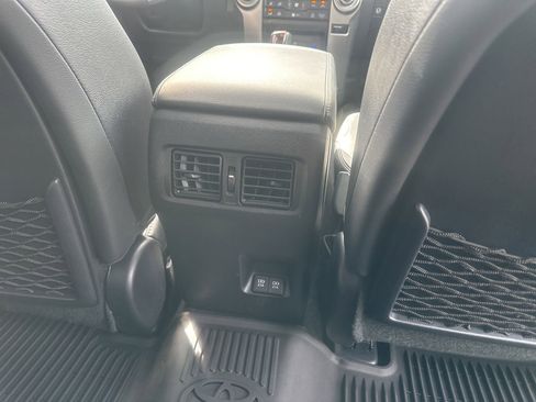 Used 2021 Toyota 4Runner Limited image 15