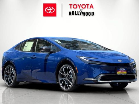 New 2026 Toyota Prius Plug-In Hybrid FWD image 1