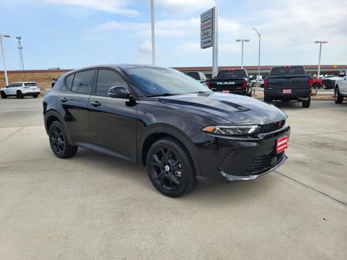 New 2025 Dodge Hornet GT w/ GT Blacktop Package image 7