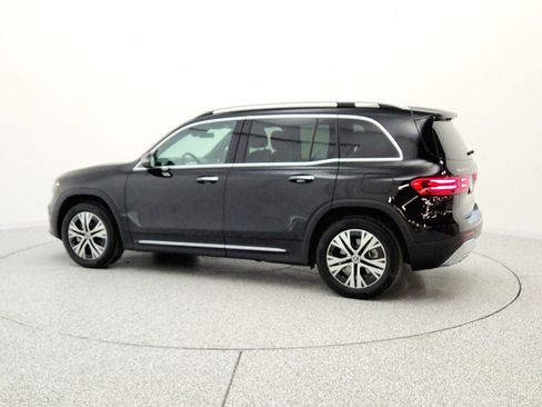Used 2024 Mercedes-Benz GLB 250 image 8