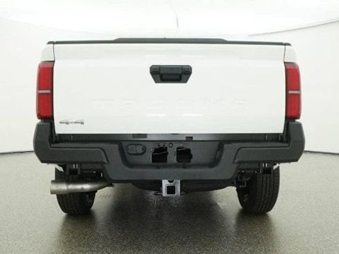 New 2026 Toyota Tacoma SR AWD/4WD image 20