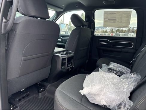 New 2026 RAM 3500 Big Horn AWD/4WD image 20