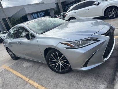 Used 2023 Lexus ES 350 w/ Premium Package