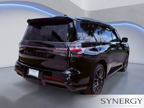 Certified 2026 INFINITI QX80 Autograph w/ Premium Cargo Package AWD/4WD image 6