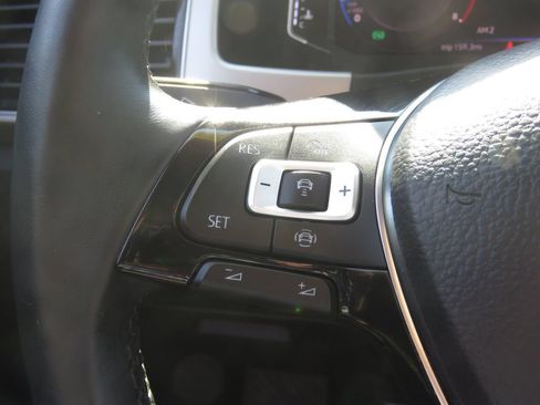 Used 2019 Volkswagen Atlas SEL Premium AWD/4WD image 24