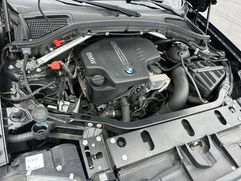 Used 2017 BMW X3 xDrive28i AWD/4WD image 10