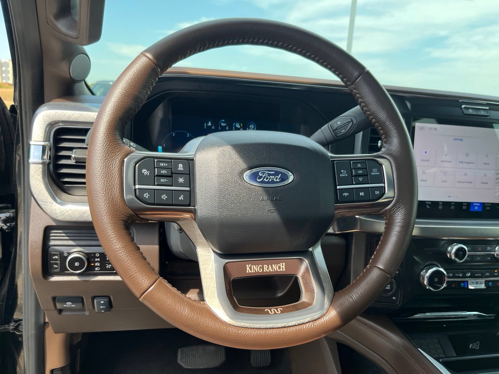 New 2026 Ford F450 King Ranch w/ Chrome Package AWD/4WD image 15