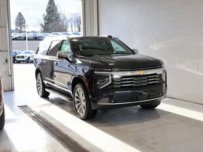 New 2025 Chevrolet Suburban Premier