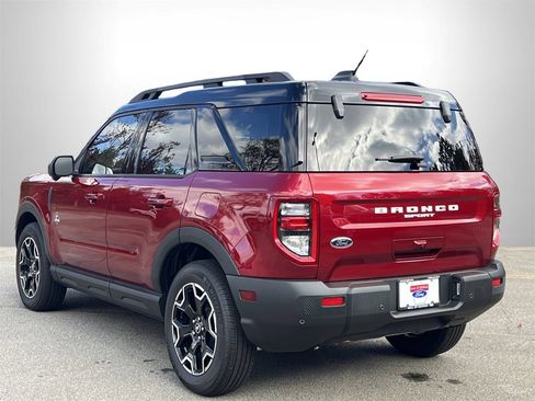 New 2025 Ford Bronco Sport Outer Banks w/ Outer Banks Tech Package+ image 28