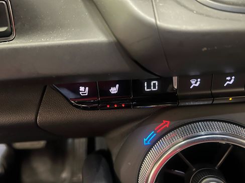 Used 2021 Chevrolet Camaro SS RWD image 49