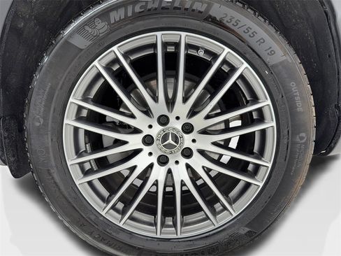 Used 2024 Mercedes-Benz GLC 300 image 56