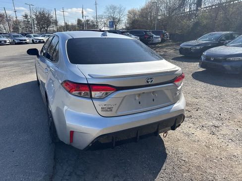 Used 2024 Toyota Corolla SE image 16