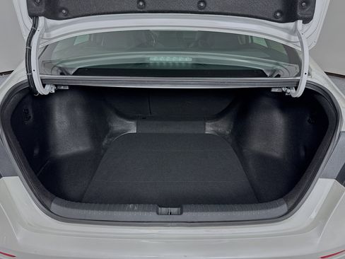 Certified 2024 Honda Accord Touring image 27