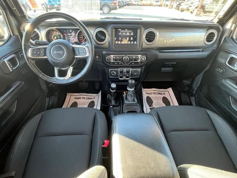 Used 2020 Jeep Wrangler Unlimited Sahara w/ Cold Weather Group AWD/4WD image 5