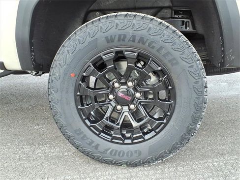 New 2026 GMC Canyon Elevation image 8