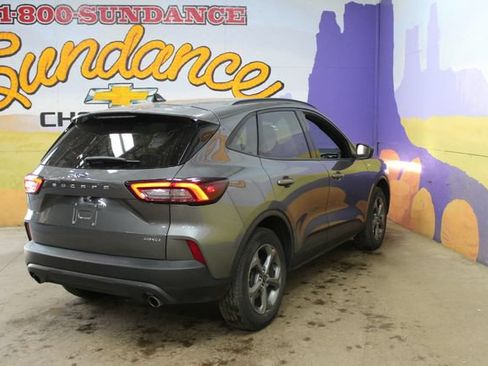 Used 2025 Ford Escape ST-Line AWD/4WD image 8