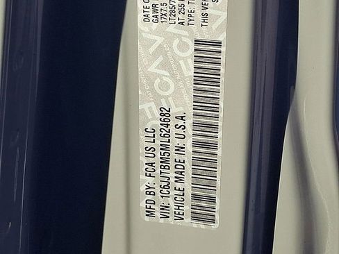 Used 2021 Jeep Gladiator Rubicon w/ LED Lighting Group image 35