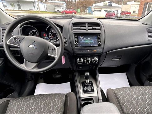 Used 2022 Mitsubishi Outlander Sport ES image 14