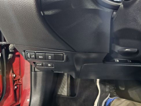 Certified 2023 Toyota Corolla Cross XSE w/ Convenience Package image 25