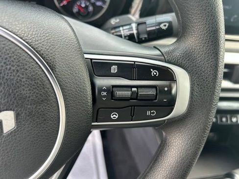 Used 2023 Kia K5 LXS FWD image 18