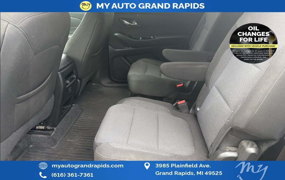 Used 2023 Chevrolet Traverse LT AWD/4WD image 7