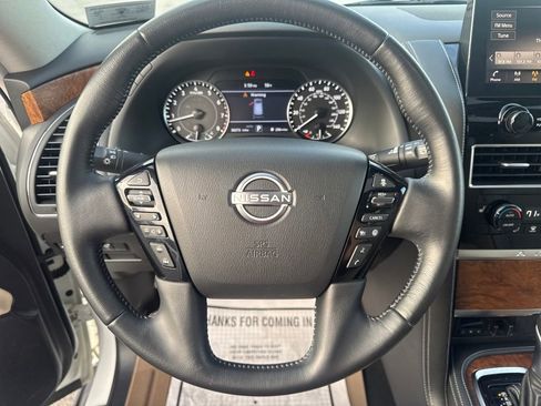 Used 2023 Nissan Armada SL w/ Captain's Chairs Package image 34