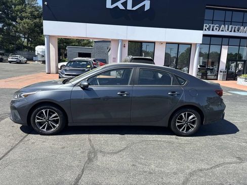 Used 2024 Kia Forte LXS FWD image 2