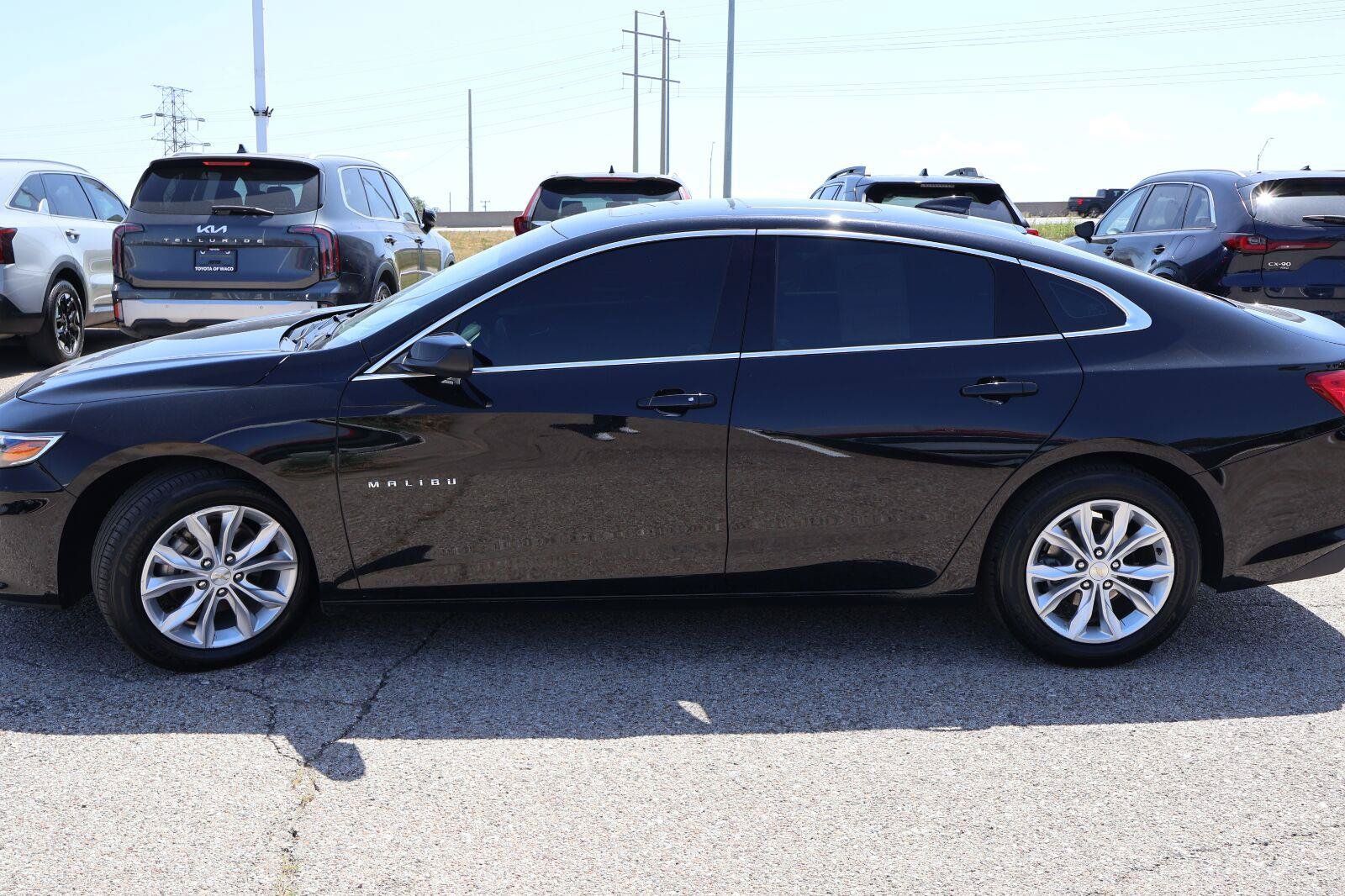 Used 2023 Chevrolet Malibu LT FWD image 6