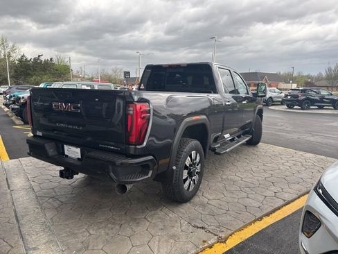 New 2026 GMC Sierra 2500 Denali w/ Denali Reserve Package AWD/4WD image 4